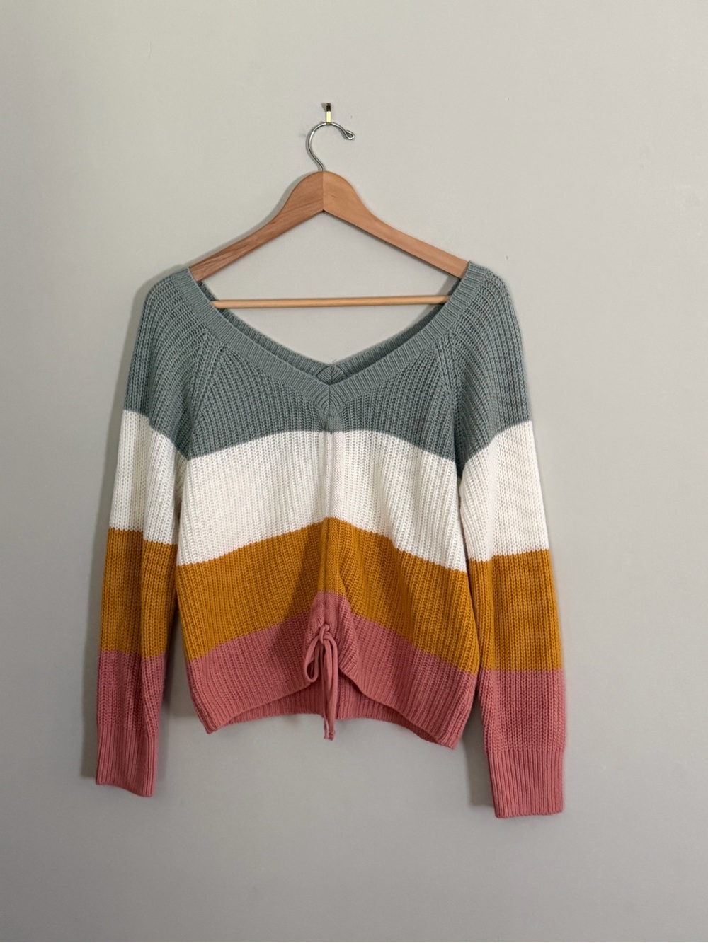Full Circle Trends | Large | Lightweight Sweater